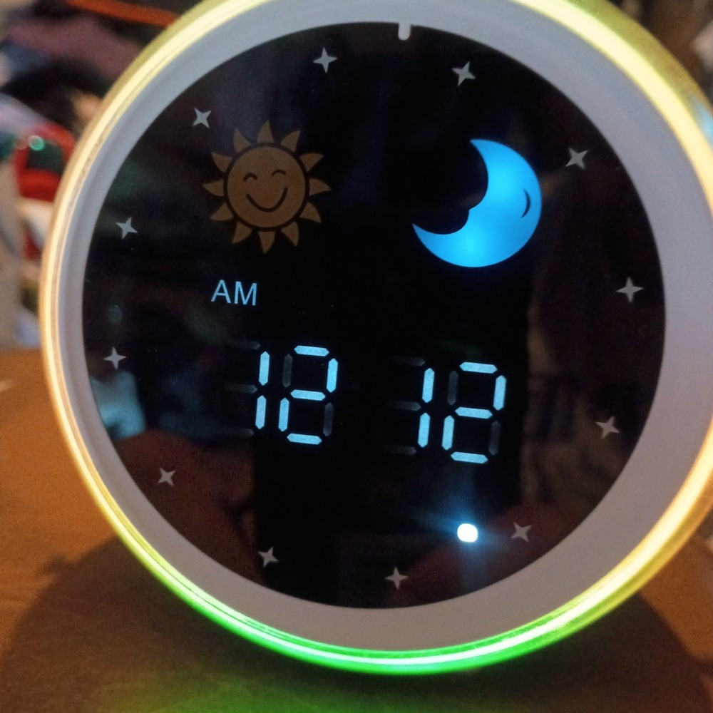 I·CODE Alarm Clock Kids Sleep Trainer Bluetooth Wake Up Light OS Multicolor